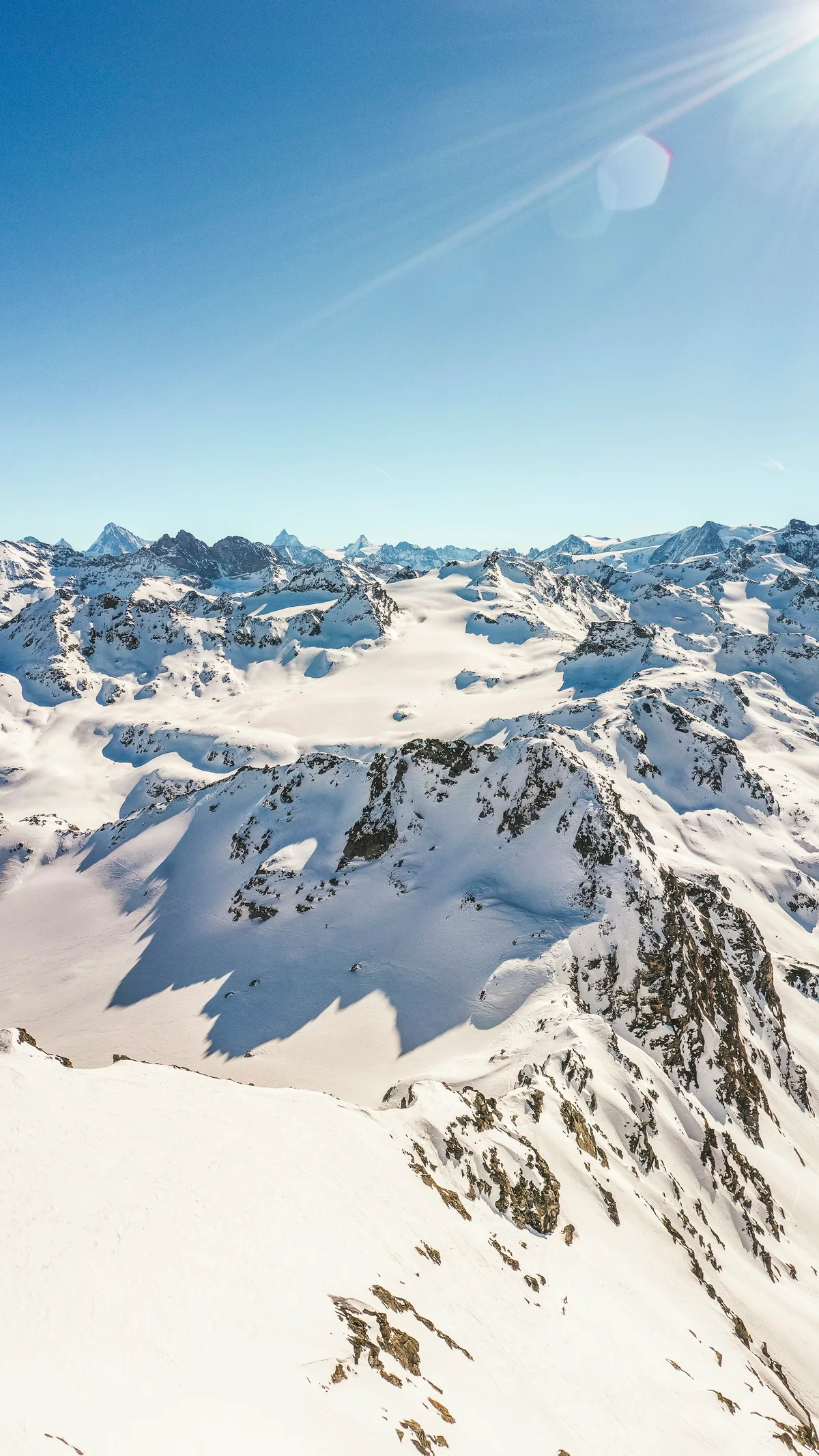 Panorama des montagnes enneigées depuis Verbier